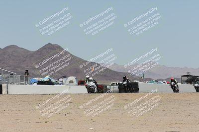 media/Apr-20-2025-CVMA (Sun) [[39090e8767]]/Race 11-500-350 Supersport (Holeshot)/
